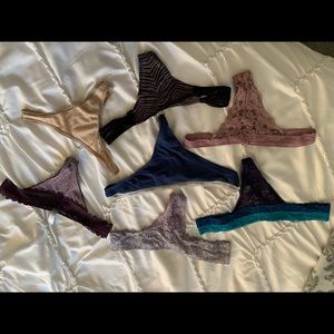 Thong bundle